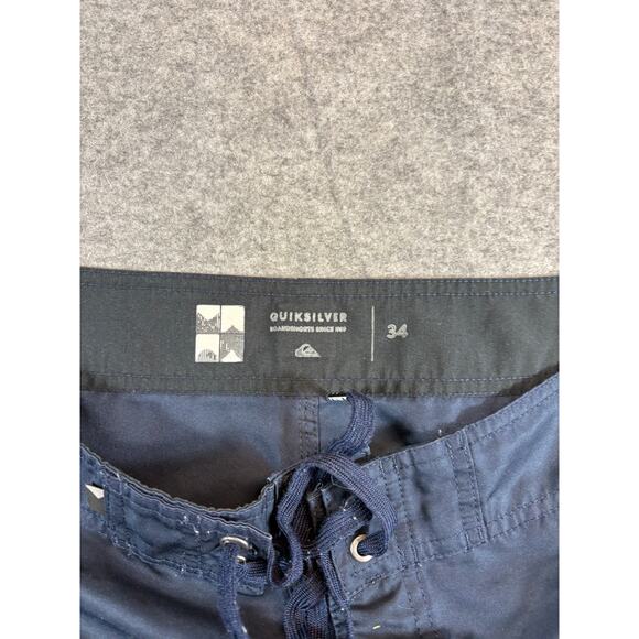 Quiksilver Board Shorts Mens 34 Navy Beach Cargo Pockets Summer Swim Surfer Surf - Picture 2 of 7